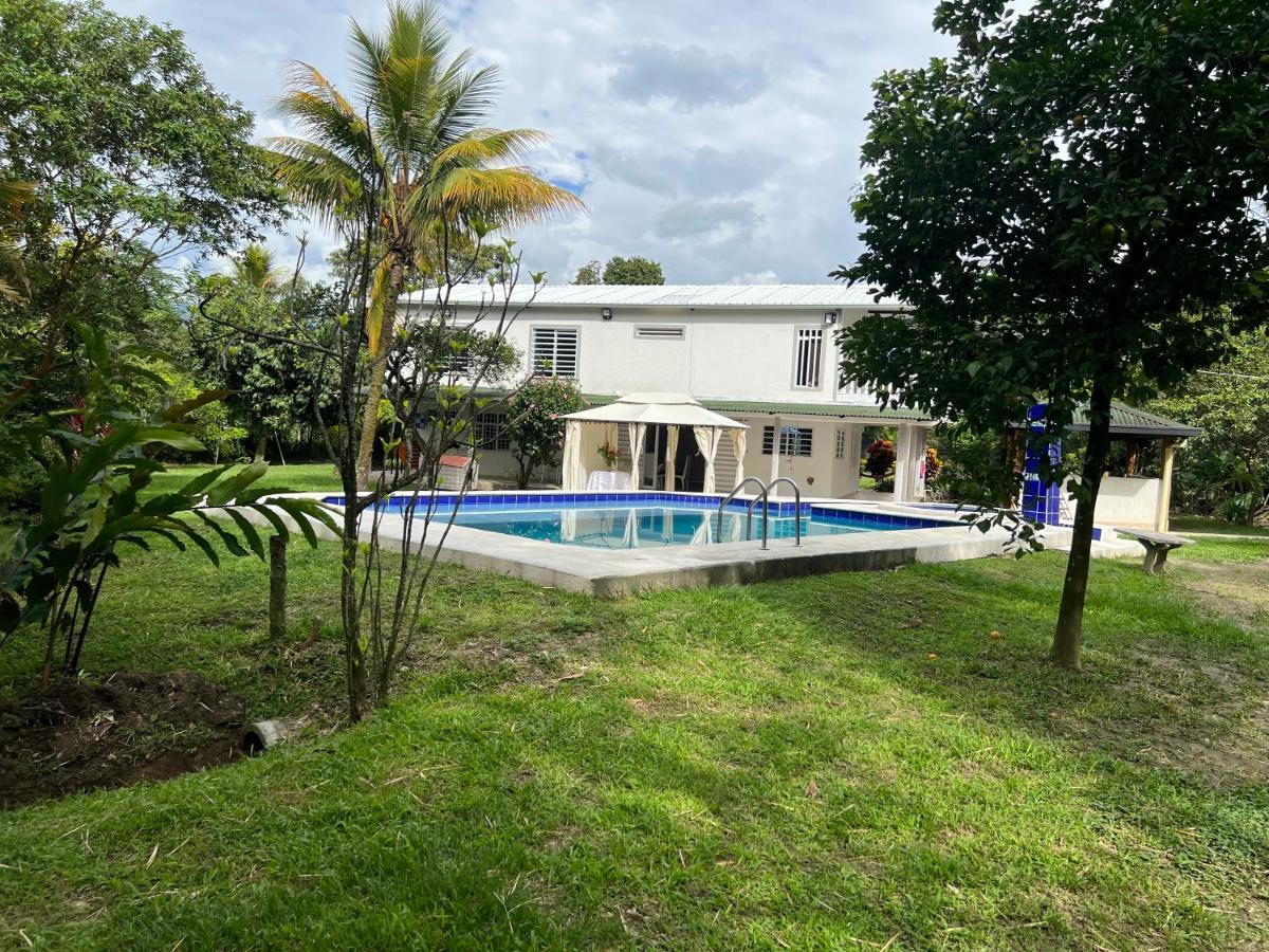 Casa Campestre Con Piscina Y Jacuzzi Cerca A Ginebra Valle Del Cauca Guacari Extérieur photo